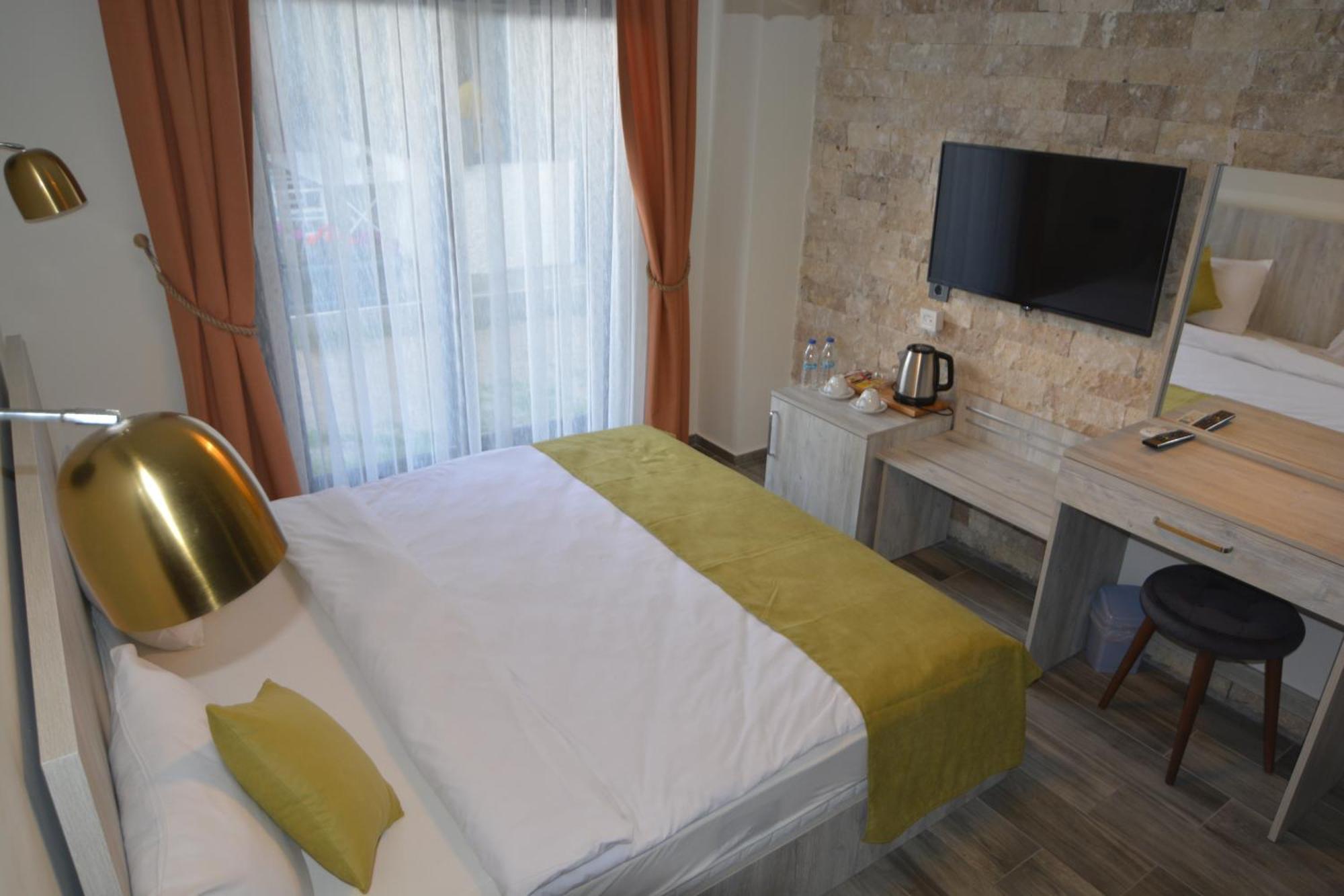 Talles Comfort Boutique Hotel - Alacati - Adult Only Exteriör bild